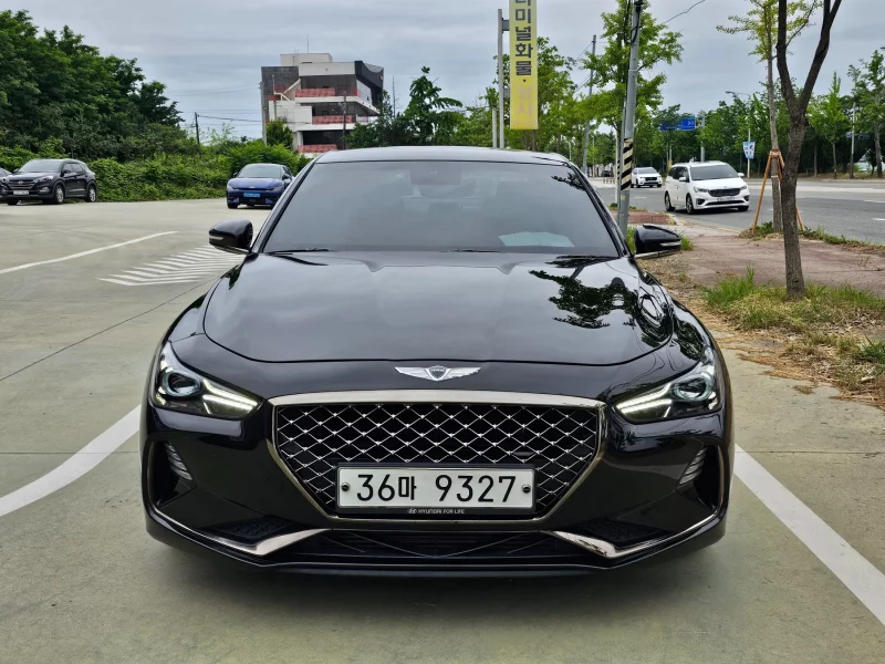 Genesis G70