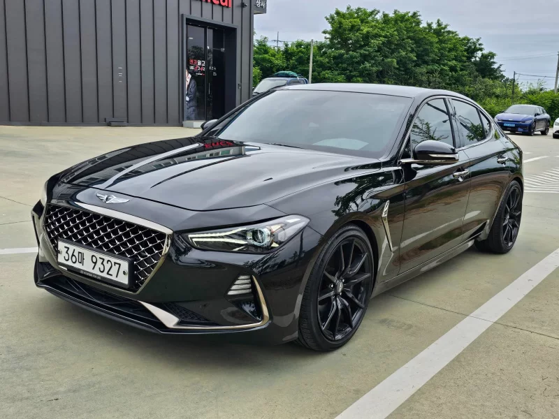 Genesis G70