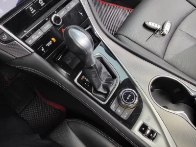 Infiniti M