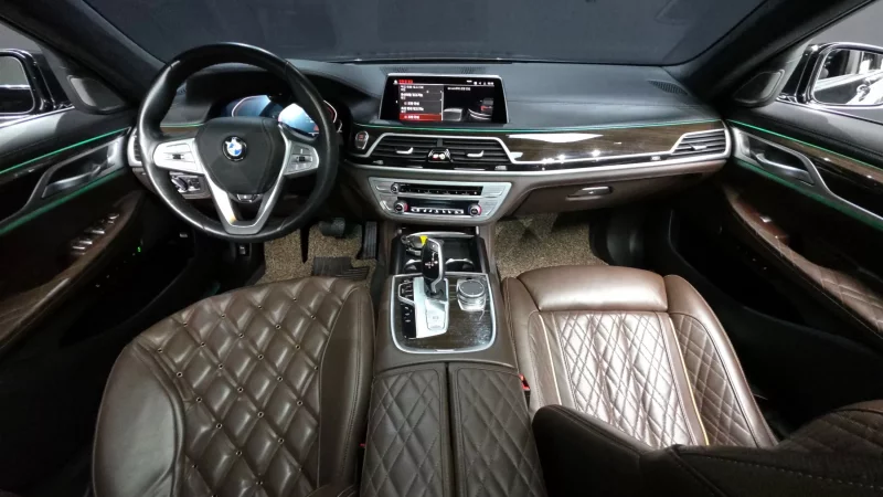 BMW 7-Series