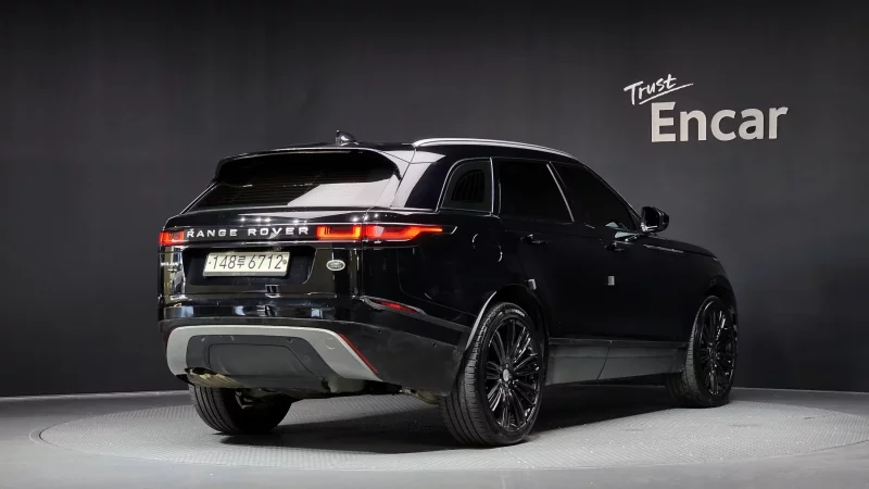 Land Rover RANGE ROVER VELAR