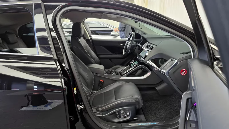 Jaguar I-PACE