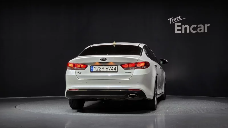 Kia K5