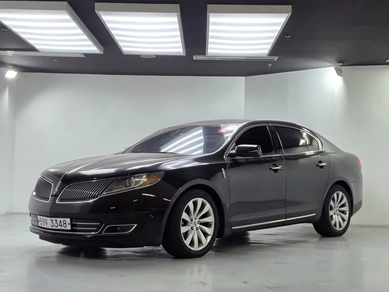 Lincoln MKS