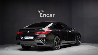 BMW 8-Series