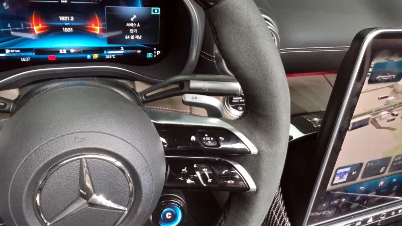 Mercedes-Benz SL-Class