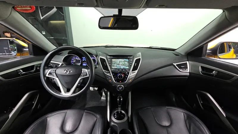 Hyundai Veloster