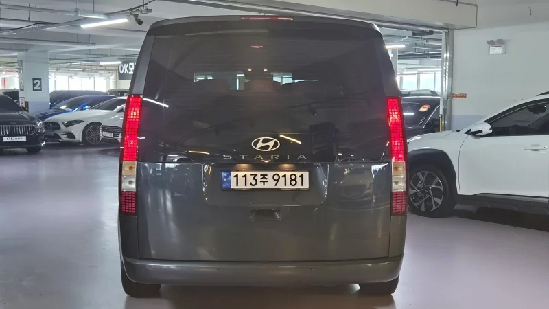 Hyundai Staria