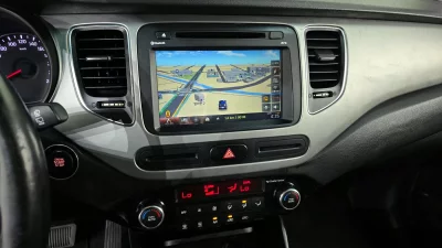Kia Carens