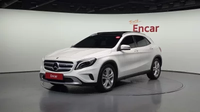 Mercedes-Benz GLA-Class