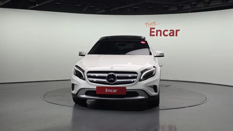 Mercedes-Benz GLA-Class