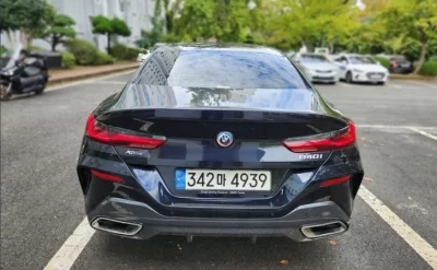 BMW 8-Series