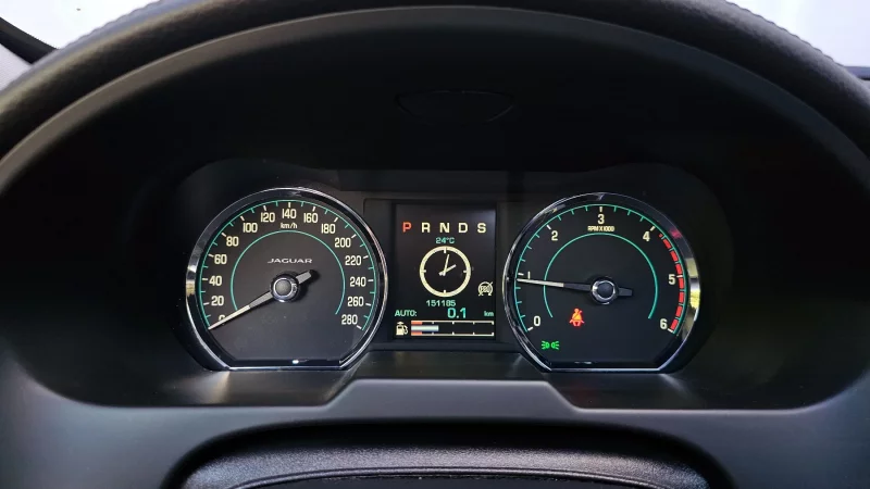 Jaguar XF