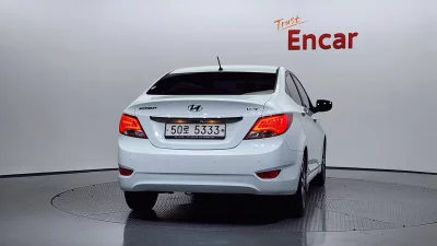 Hyundai Accent