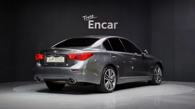 Infiniti Q50