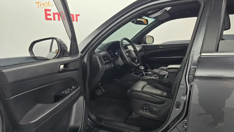 SsangYong Rexton Sports