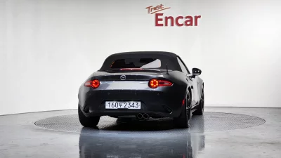 Mazda MX-5 Miata
