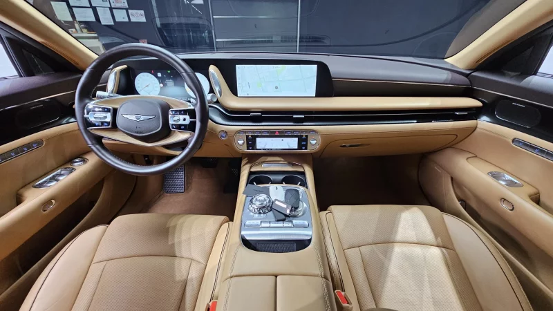 Genesis G90
