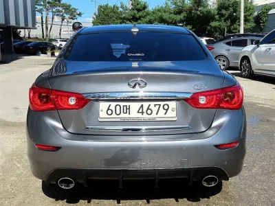 Infiniti Q50
