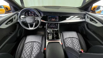 Audi Q8