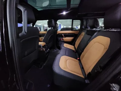Land Rover DEFENDER