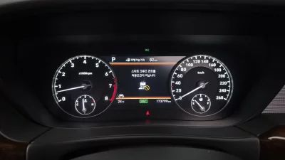 Genesis EQ900
