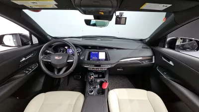 Cadillac XT4