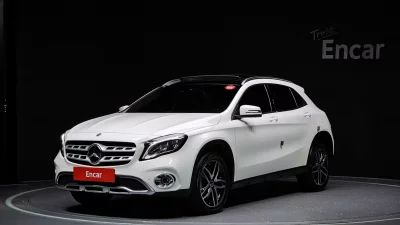 Mercedes-Benz GLA-Class