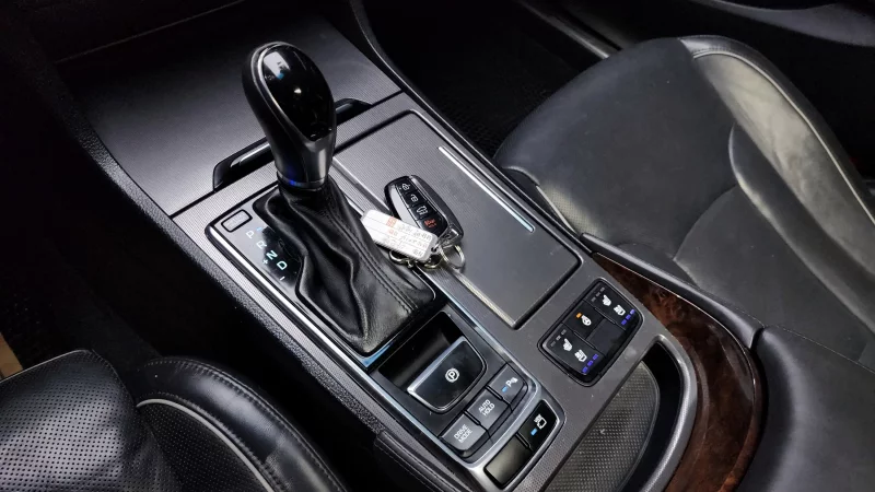Hyundai Aslan