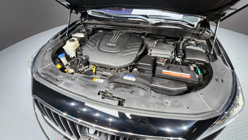 Hyundai Aslan