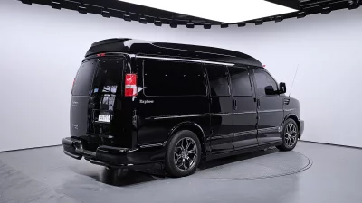 Chevrolet Express Van