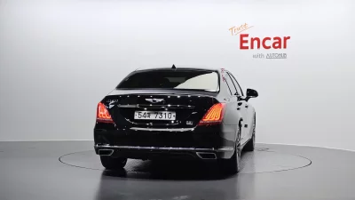 Genesis EQ900