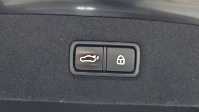 Genesis EQ900