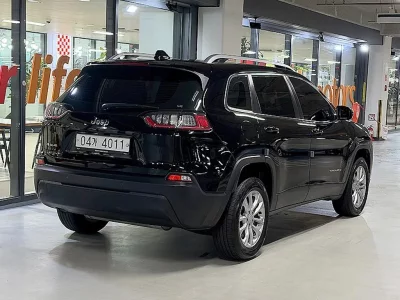 Jeep CHEROKEE