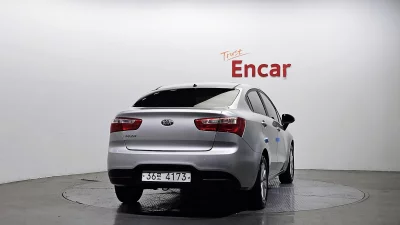 Kia pride