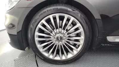 Kia K9