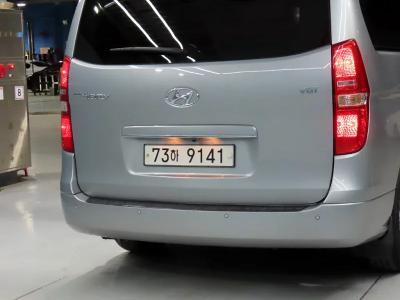 Hyundai Starex