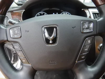 Hyundai Equus
