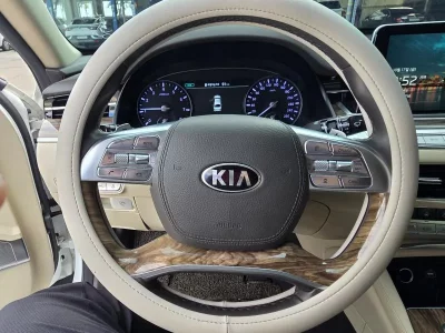 Kia K9