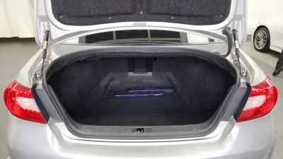 Infiniti M