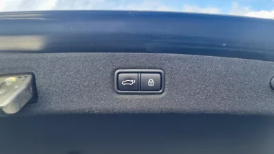 Genesis EQ900
