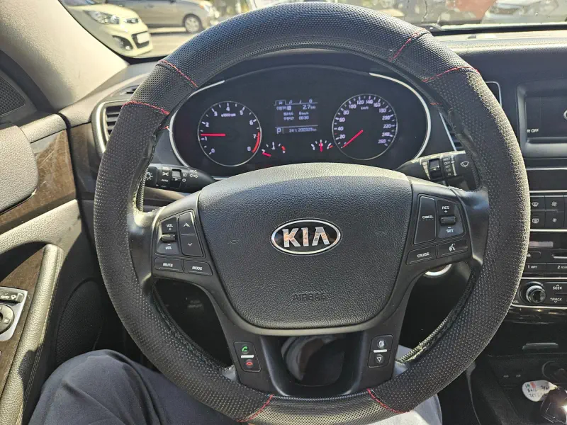 Kia K7