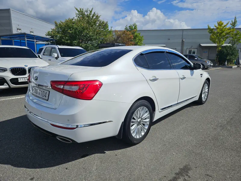 Kia K7
