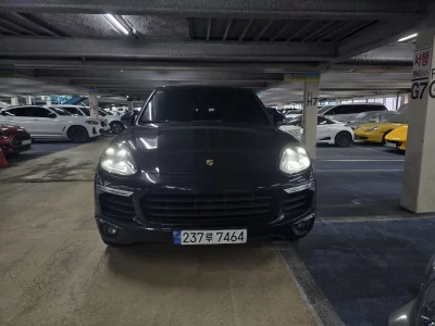Porsche CAYENNE