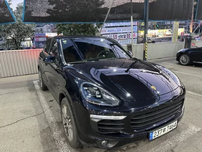 Porsche CAYENNE