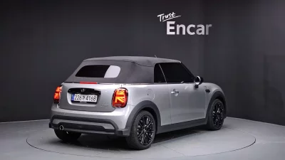 MINI Cooper Convertible