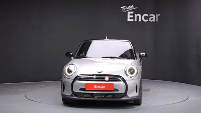 MINI Cooper Convertible
