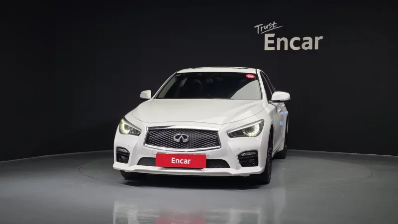 Infiniti Q50
