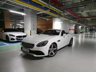 Mercedes-Benz SLC-Class