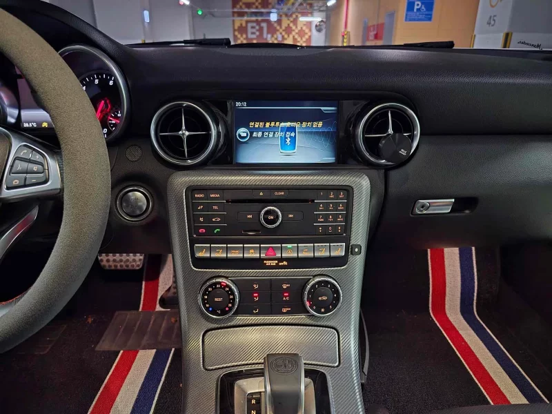 Mercedes-Benz SLC-Class